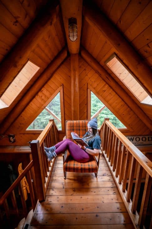A cabin getaway in Bowen Island is the perfect way to escape the city. 