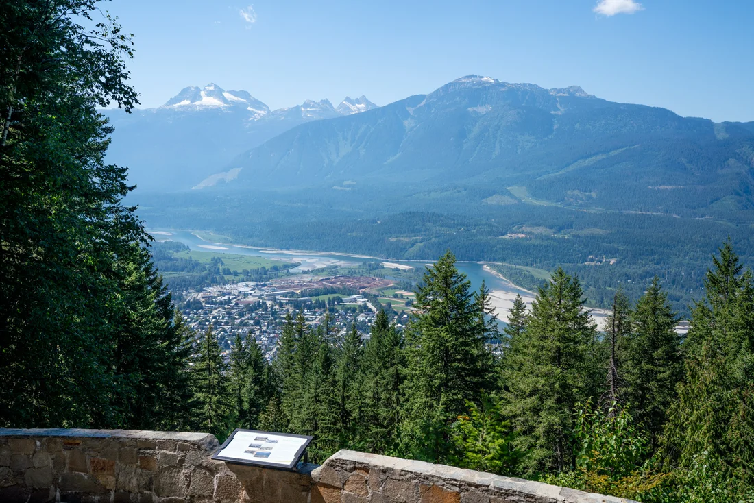 One of the many viewpoints along the Meadows in the Sky Parkway showcasing the town of Revelstoke. 